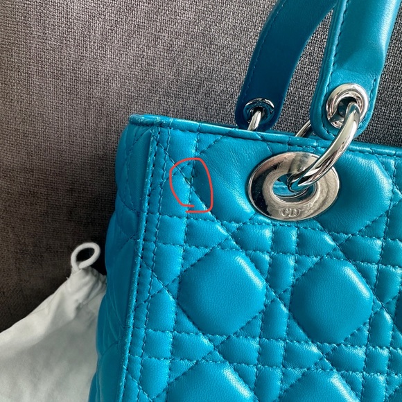 Lady Dior｜Medium Bag in Blue - Picture 3 of 12